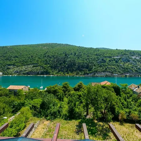 Apartment Ines Mokosica