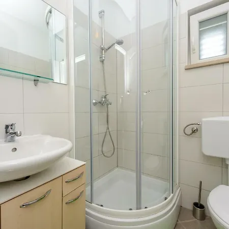 Apartment Ines *